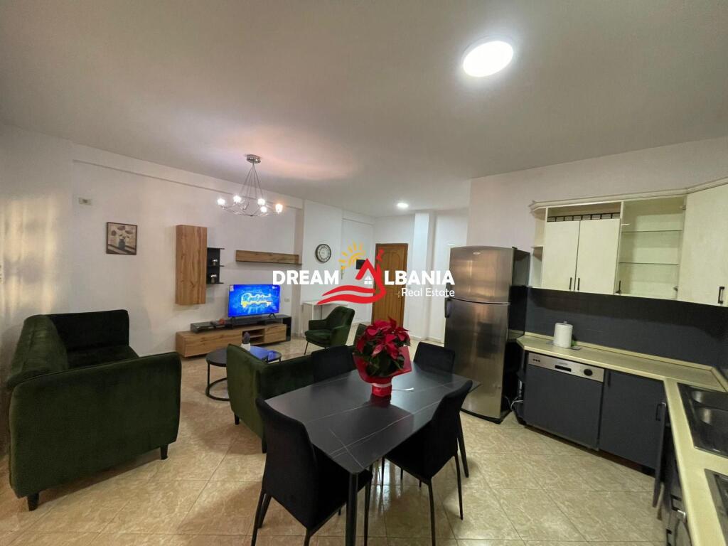 Jepet me qera apartament 2+1 ne Komune te Parisit prane Delish Fish (ID 42215453)