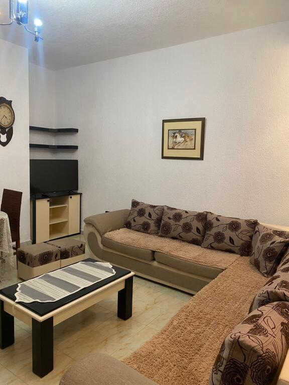APARTAMENT 2+1 PER QERA NE SELITE