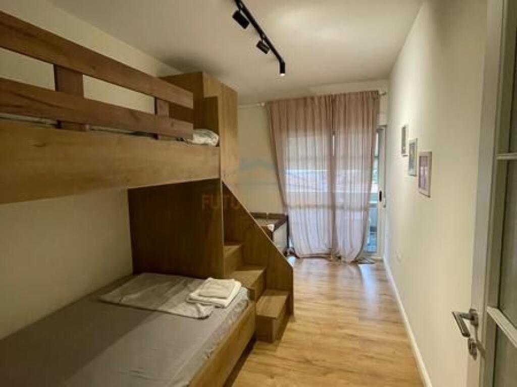 Affitto, Appartamento 2+1, Blloku, Sami Frashëri, Tirana.