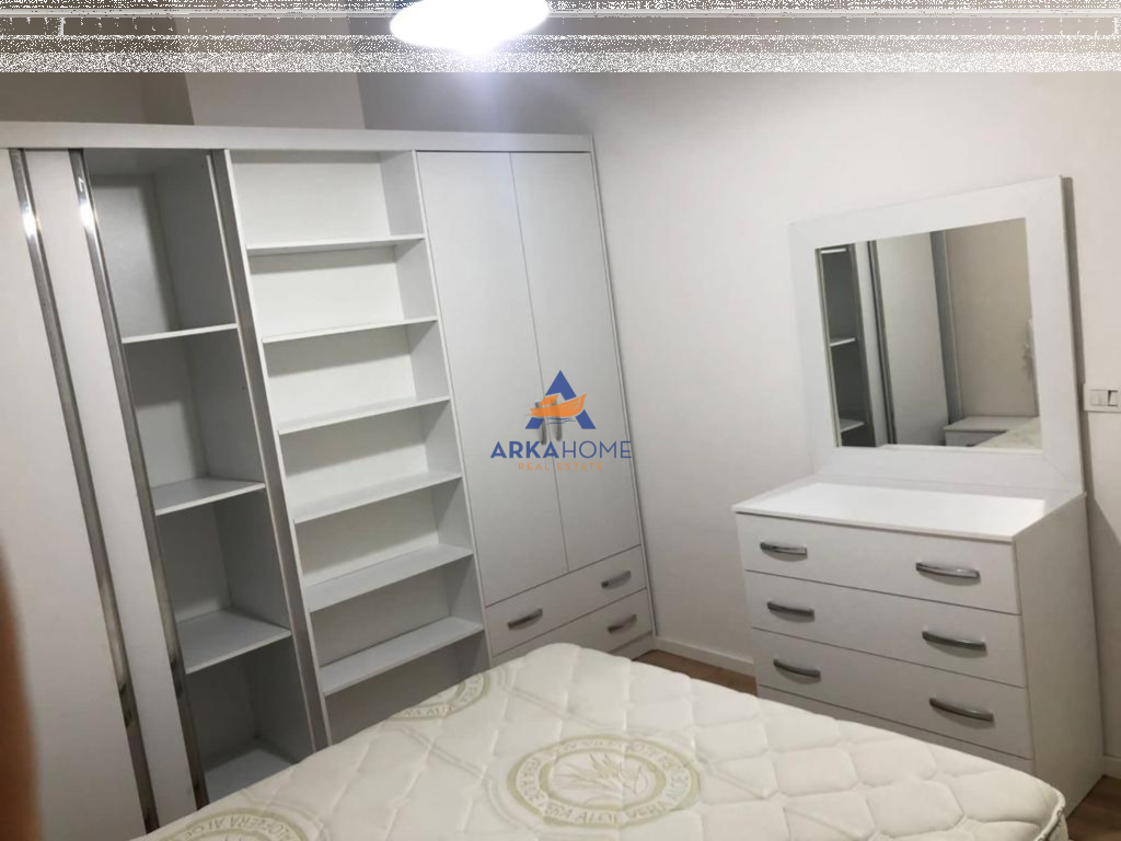 AFFITTASI APPARTAMENTO 1+1+BALCONE "VICINO ALLA STRADA RRAPO HEKALI, COMPLESSO ELEONOR" 42000 LEKE