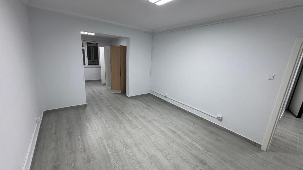 Apartament 2+1 me qira Prane Pallatit me Shigjeta