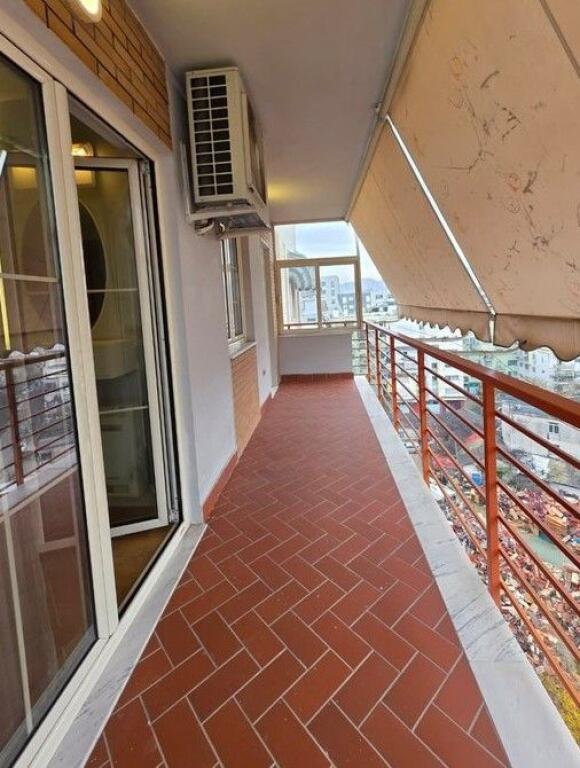 Affitto, Appartamento 1+1 al Vecchio Parco, Via Ndre Mjeda.