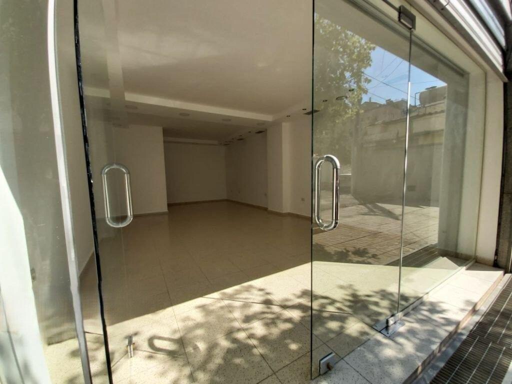 FOR RENT COMMERCIAL UNIT AFTER THE FACULTY OF SCIENCES 350 € /Month