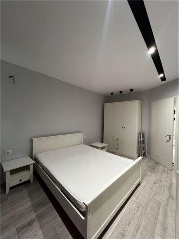 Appartamento - In Affitto - Lago Secco, Tirana