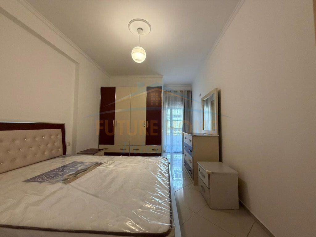 Affitto, Appartamento 2+1+2, Unaza e Re, Tirana.