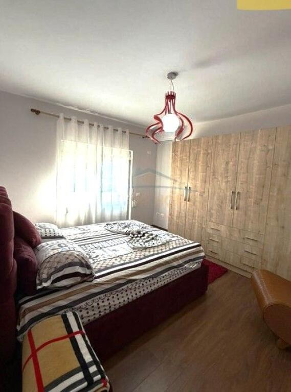 Shitet, Apartament 1+1, Ambasada Amerikane, Rruga e Elbasanit, Tiranë