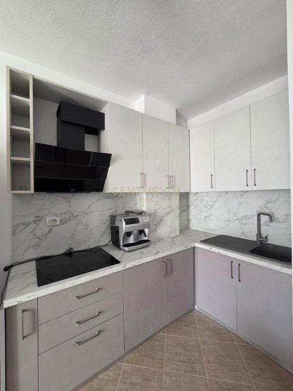 Appartamento 2+1 In Vendita sulla Spiaggia, Durrës solo 50 vicino al Mare !! 135.000 € Sup. Totale 110m2