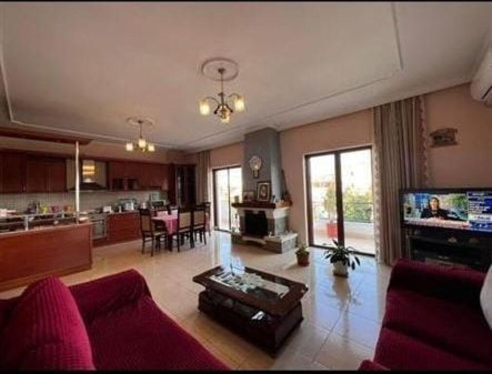 VILLA IN AFFITTO 369 M2 LAPRAKE 900 EURO