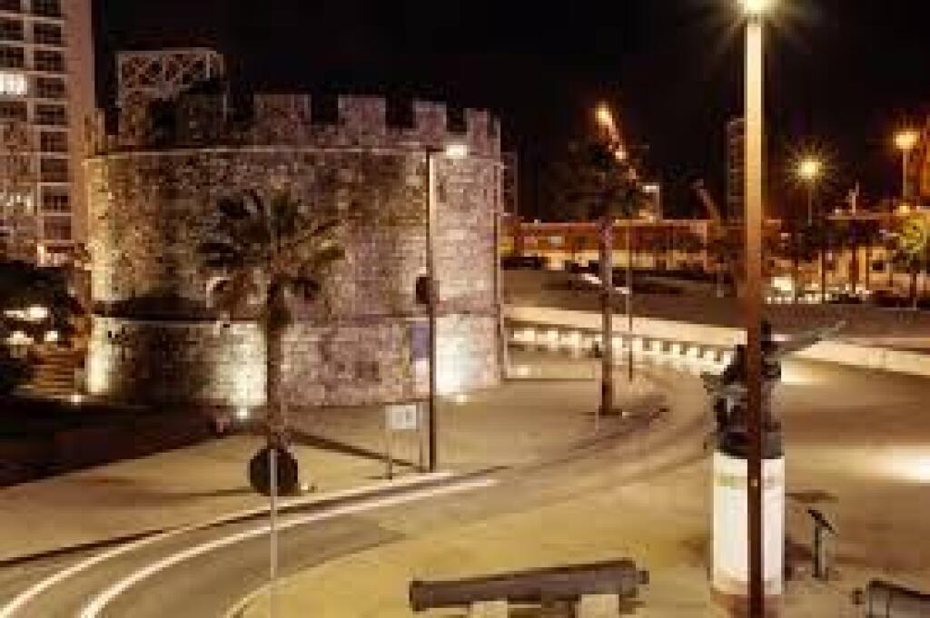 Bar / Premises for Sale in Durres – near the Market