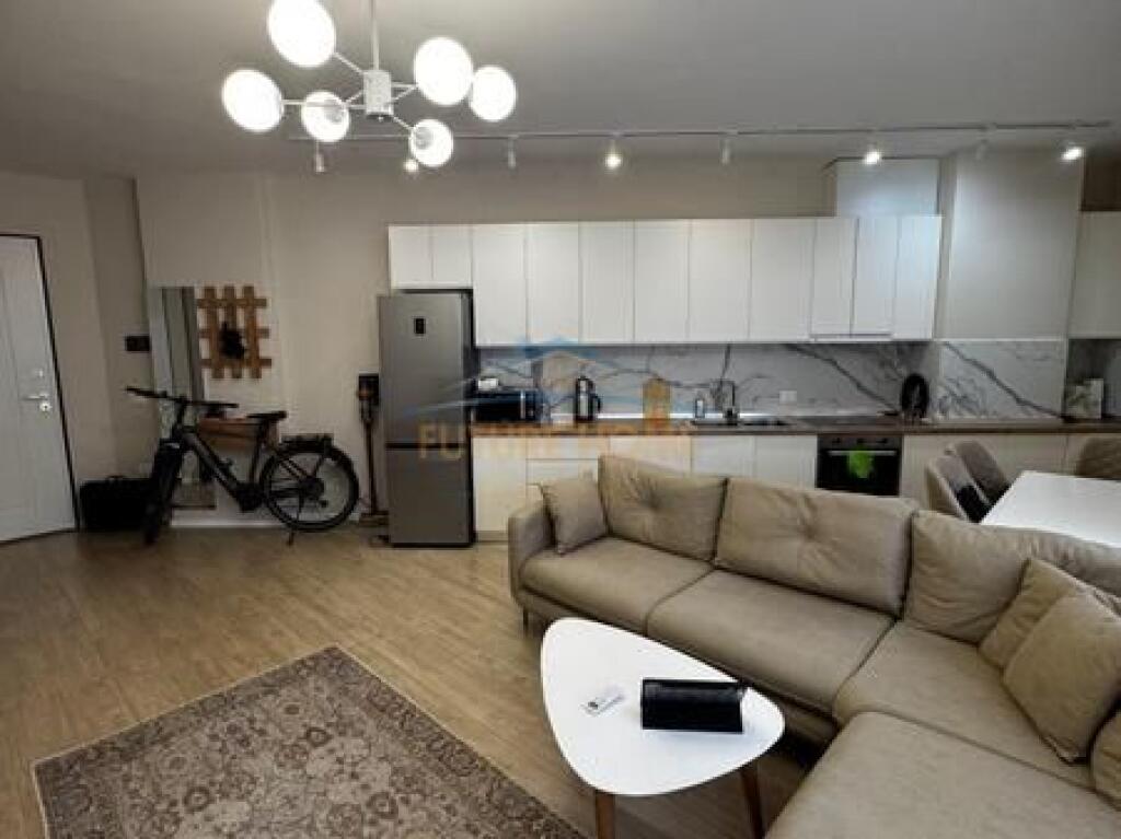 Qera, Apartament 1+1, Kompleksi Delijorgji, Tiranë.