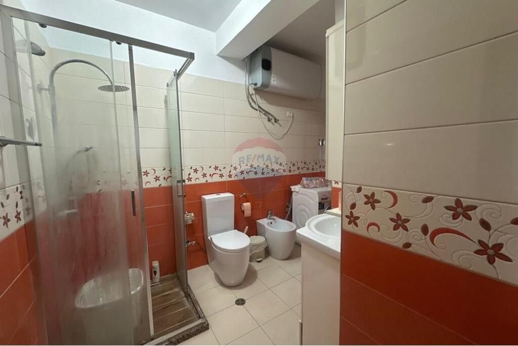 Apartment 3+1+2 for sale at Myslym Shyri