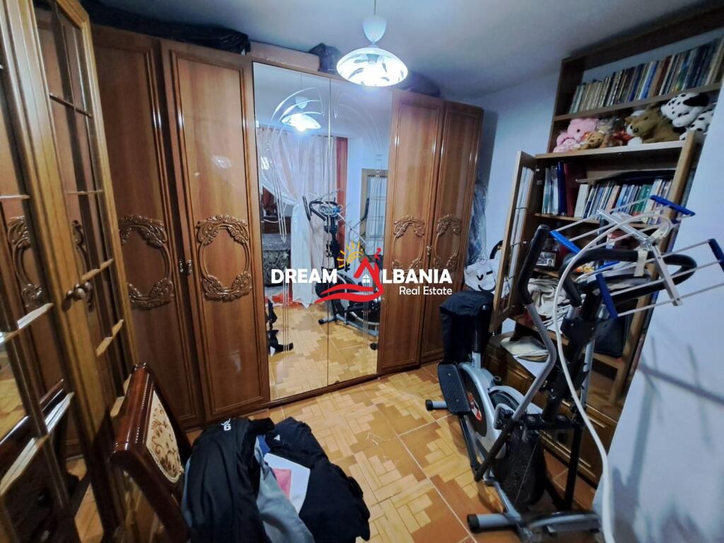 For sale 2 Apartments (2+1 and 1+1) at Komuna e Parisit, near Zgara Dragon in Tirana (ID 4129553)