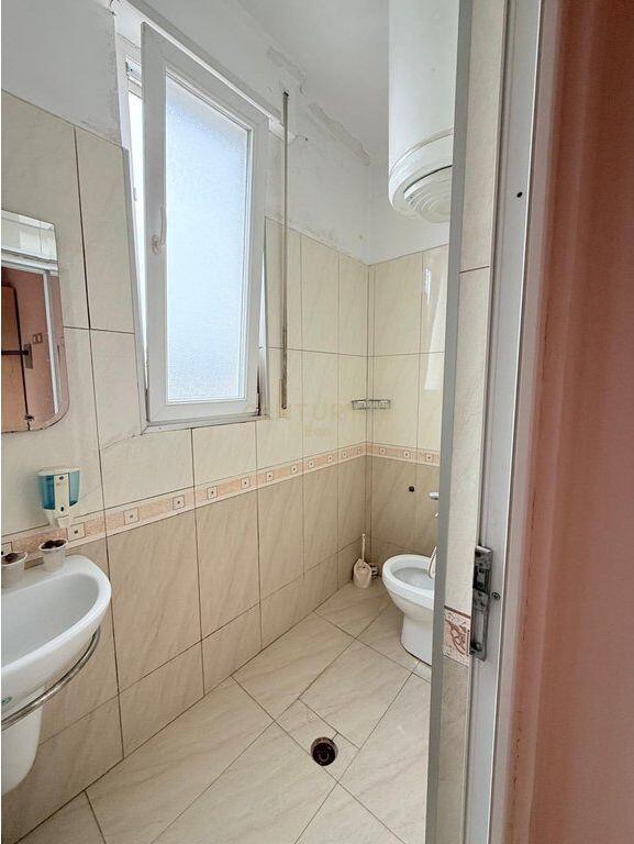 VENDESI ADATTO PER HOTEL, SPIAGGIA IN VENDITA! 1.800.000 € Superficie Totale 1400m2