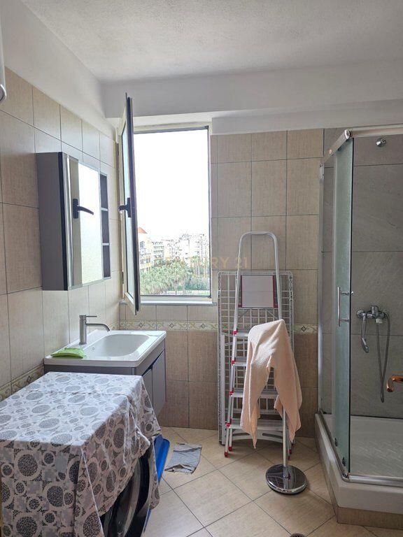 Appartamento 2+1 In Vendita sulla Spiaggia, Durrës solo 50 vicino al Mare !! 135.000 € Sup. Totale 110m2