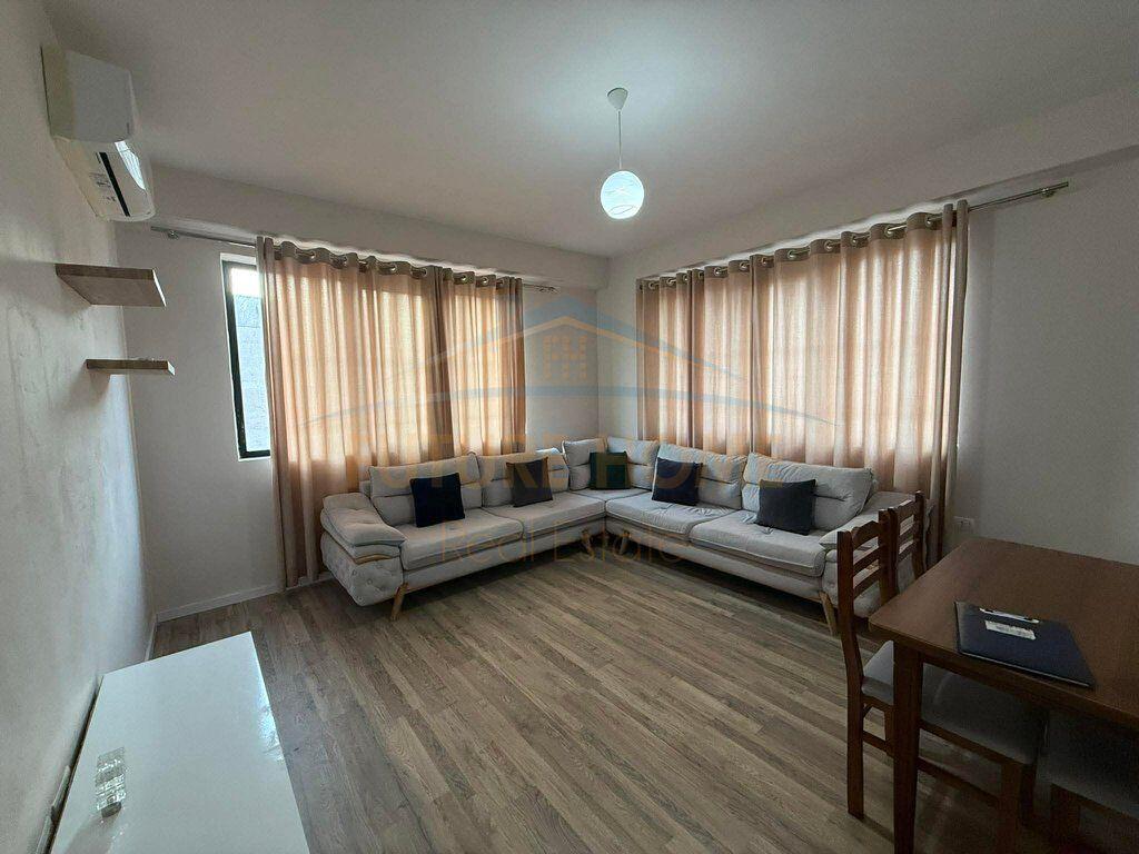 Rent, Apartment 2+1+Parking Space, Unaza e Re.