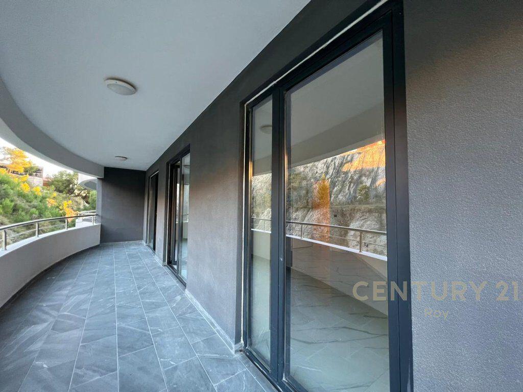 IN VENDITA APPARTAMENTO 2+1+2 CON VISTA MARE! 345.000 € Sup. Totale 138m2