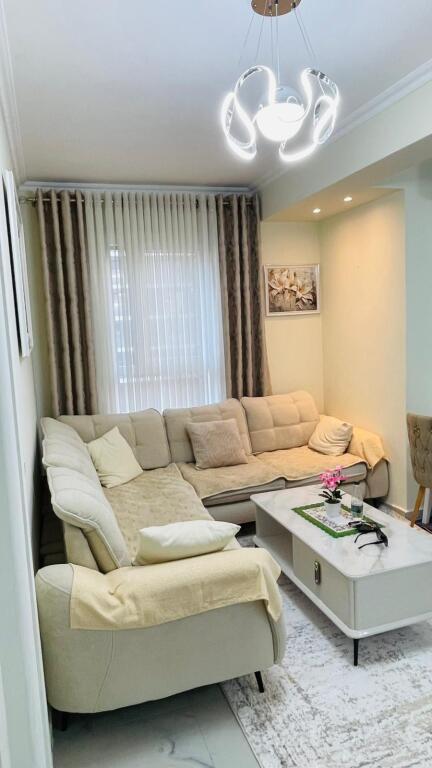 Apartament me qera, Trio Tower, Don Bosko