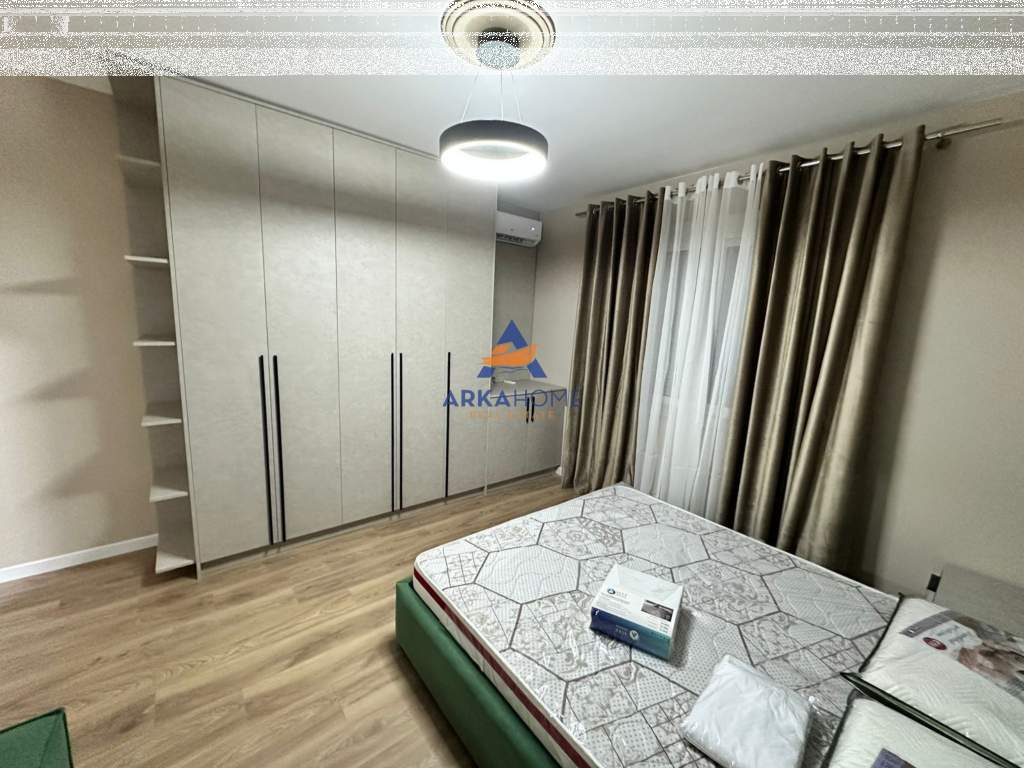 SHITET APARTAMENT 2+1+BALLKON "PALLATET FRATARI , YZBERISHT" 160.000 EURO