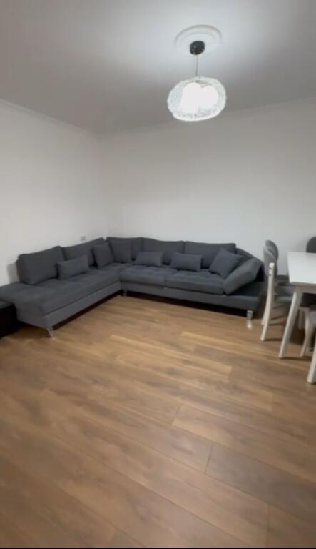 🏡 Appartamento 2+1 in vendita – Kinostudio