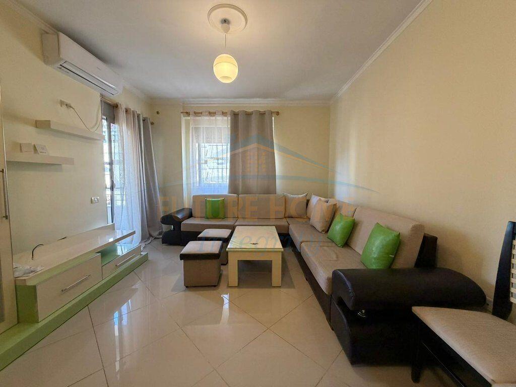 Affitto, Appartamento 2+1+2, Unaza e Re, Tirana.