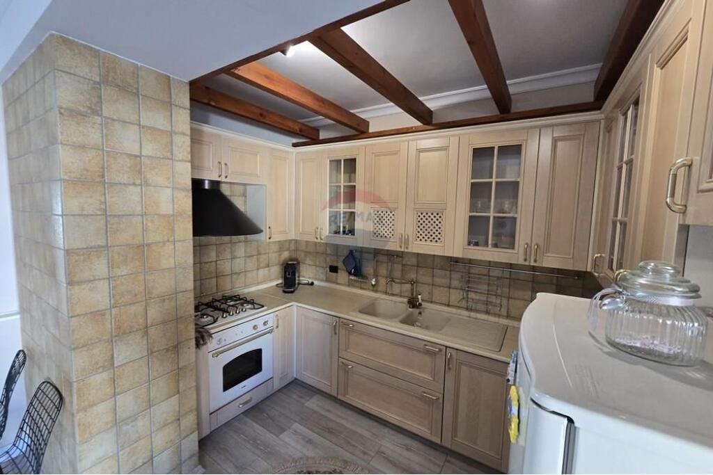 Apartment 1+1 and Gazoniere for sale, Center, 9-storey!