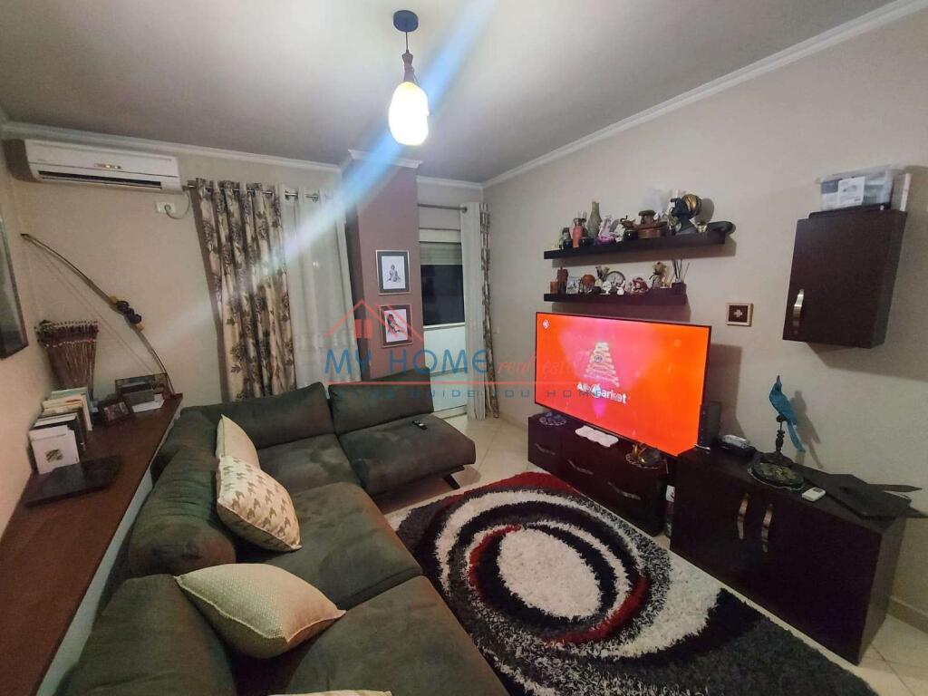 Appartamento 1+1 in vendita a Fresk a Tirana