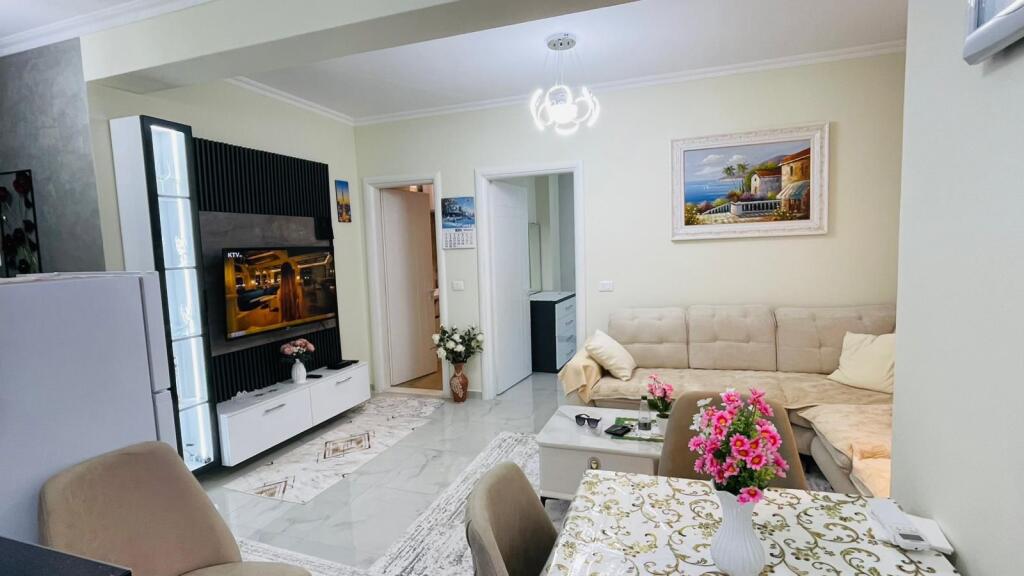 Apartament me qera, Trio Tower, Don Bosko