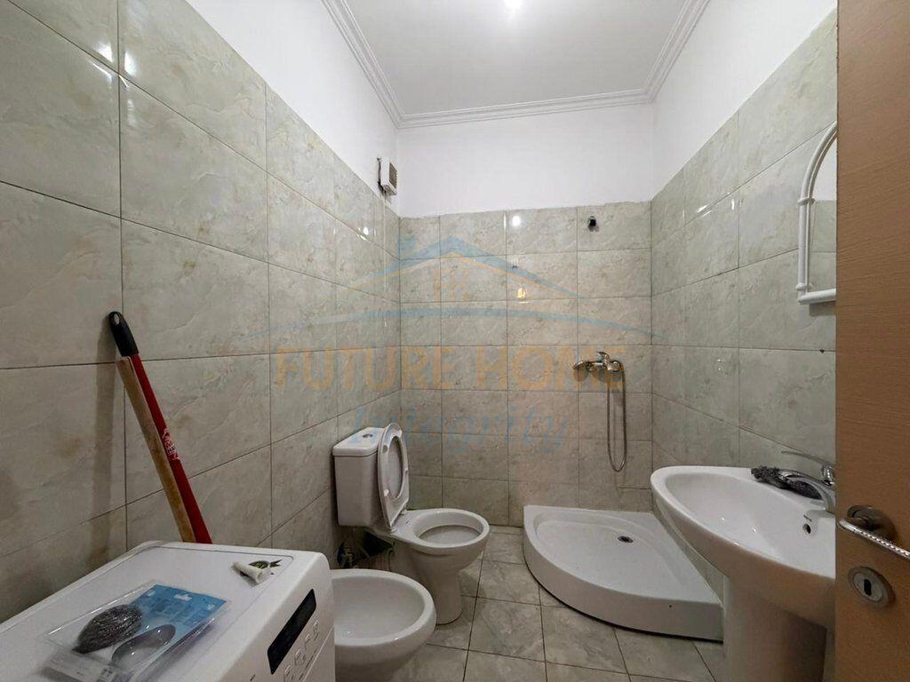 Affitto, Appartamento 2+1+2, Unaza e Re, Tirana.