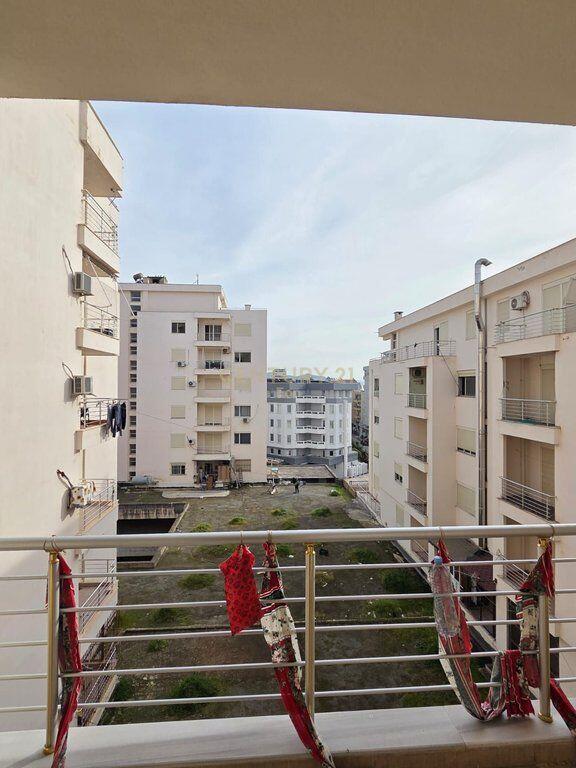 Appartamento 2+1 In Vendita sulla Spiaggia, Durrës solo 50 vicino al Mare !! 135.000 € Sup. Totale 110m2