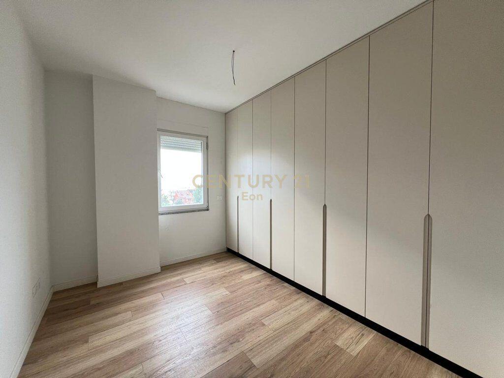 Appartamento 2+1 in Vendita, Vista Mare, Spiaggia di Durazzo! 185.000 € Superficie Totale 102m2
