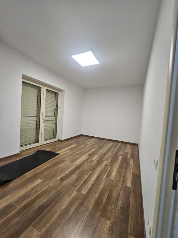 Locale Commerciale in Affitto – Posizione Premium nel Centro!