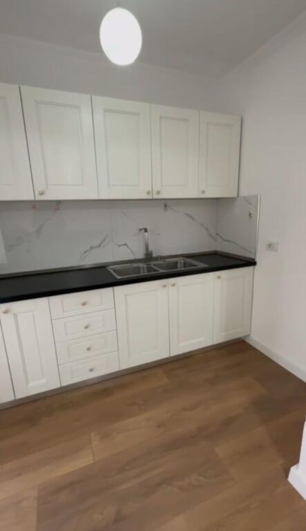 🏡 Appartamento 2+1 in vendita – Kinostudio