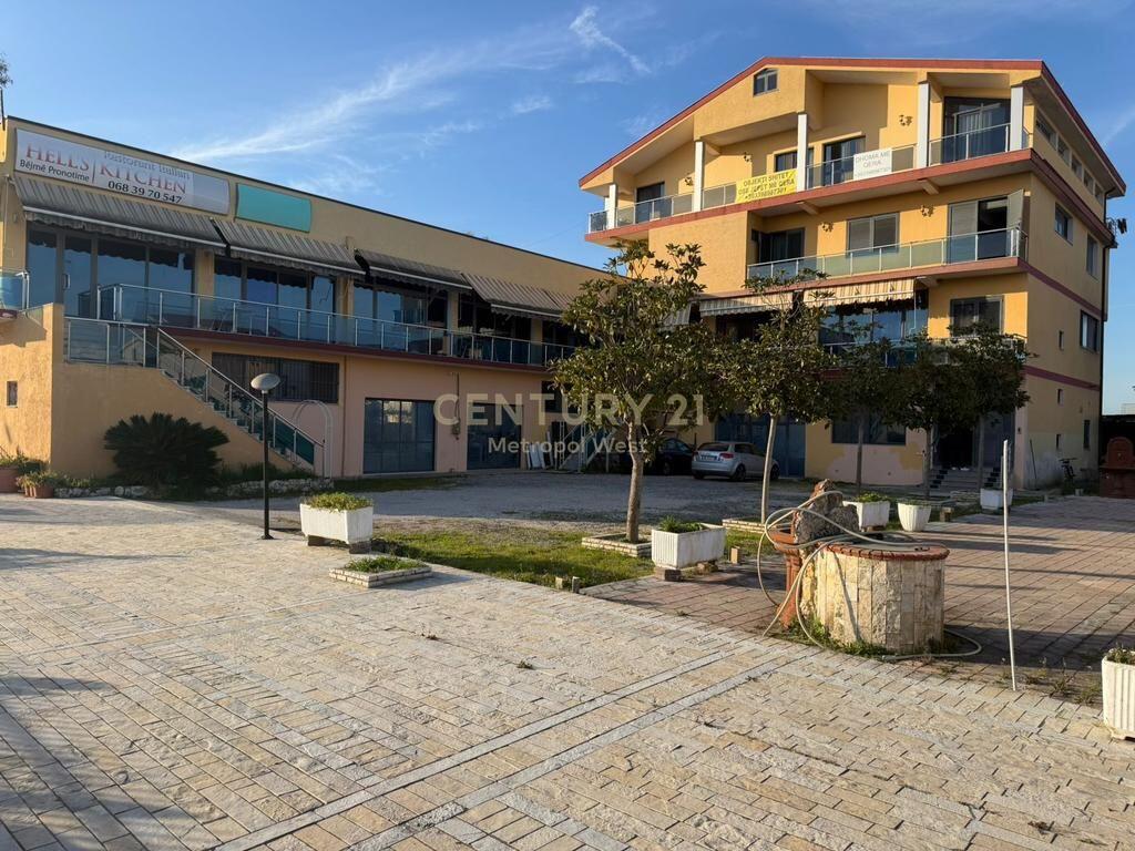 Edifici multifunzionali in vendita a Xhafzotaj - Durres!