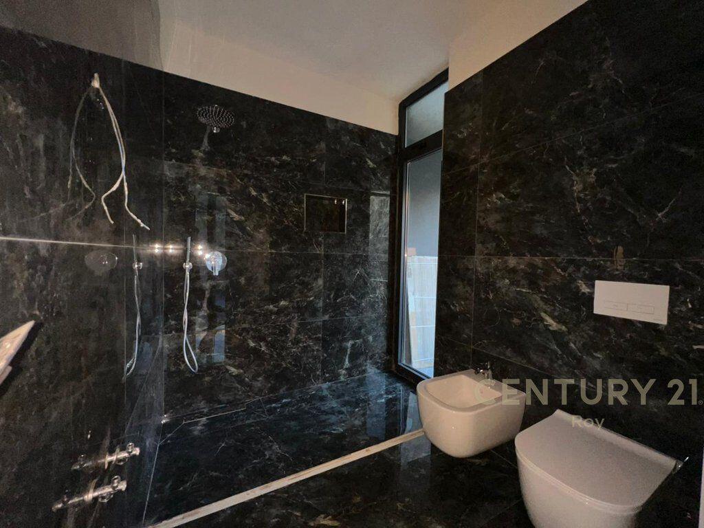 IN VENDITA APPARTAMENTO 2+1+2 CON VISTA MARE! 345.000 € Sup. Totale 138m2