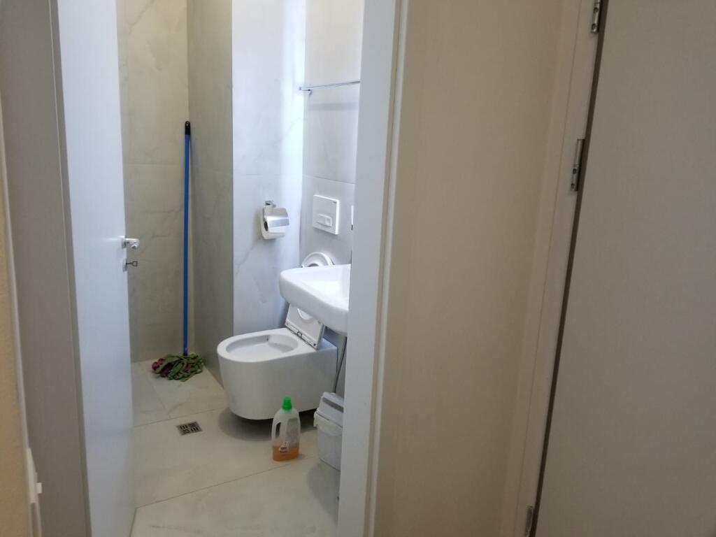Apartament me qera 1+1 Mangalem 21