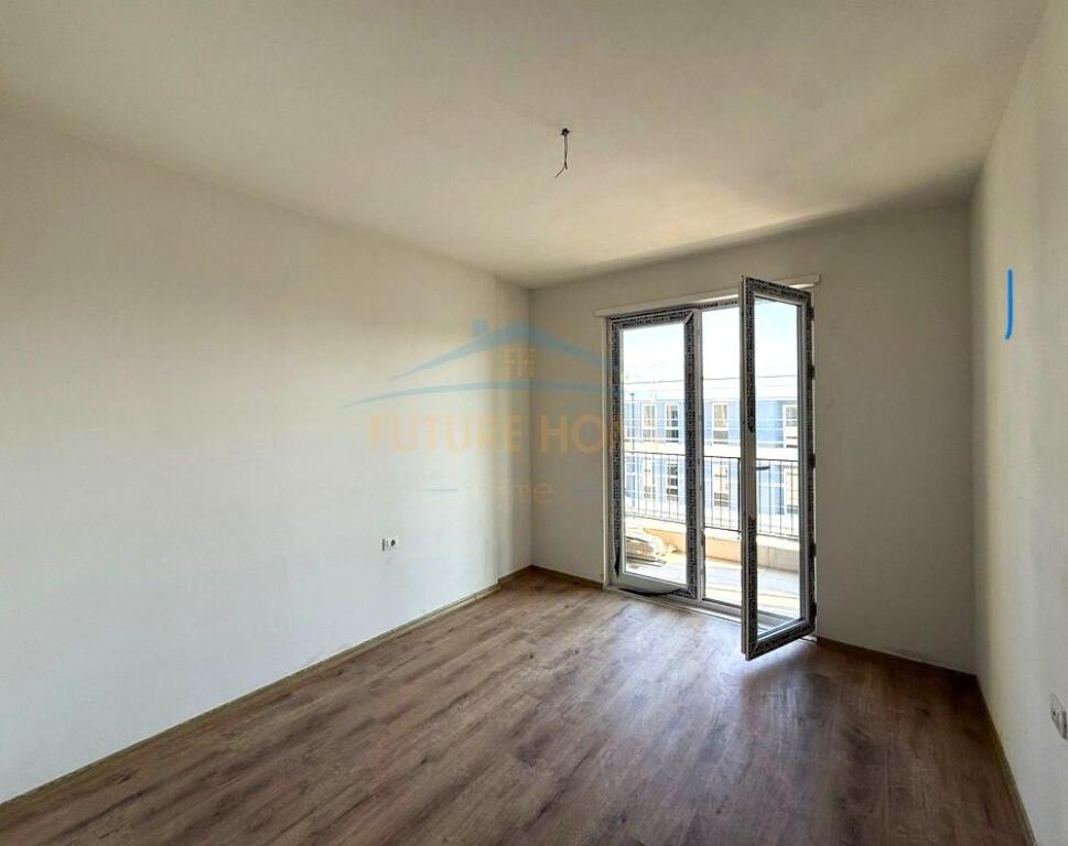 Appartamento 2+1, Univers City, Tirana (In vendita)
