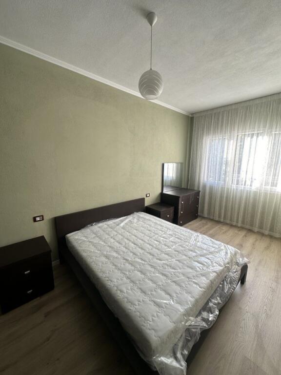 Apartment 1+1 for rent in Komuna e Parisit, near the "Kika 2" Complex.