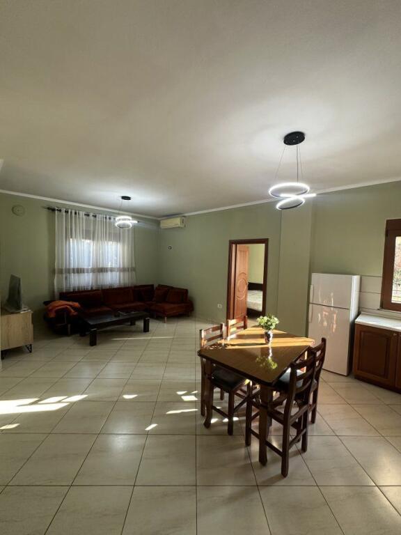 Apartment 1+1 for rent in Komuna e Parisit, near the "Kika 2" Complex.