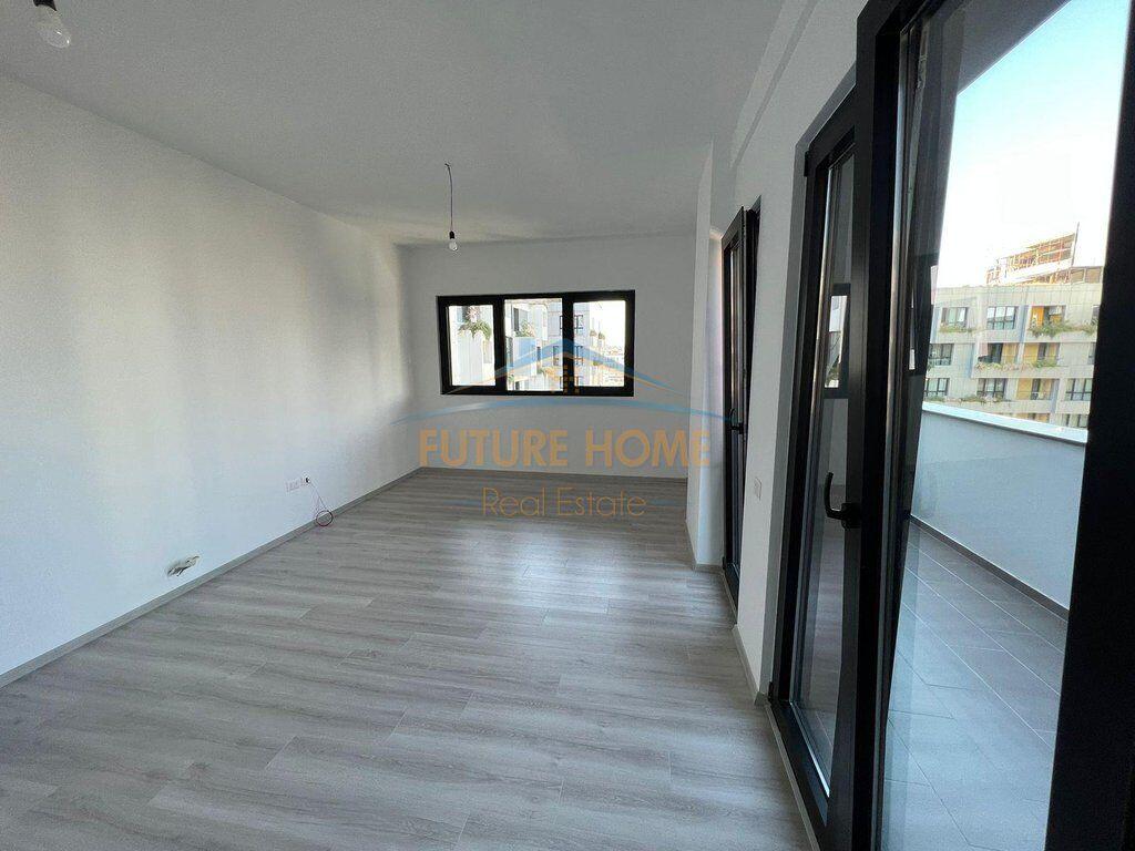 Spazio per ufficio, Complesso Square 21