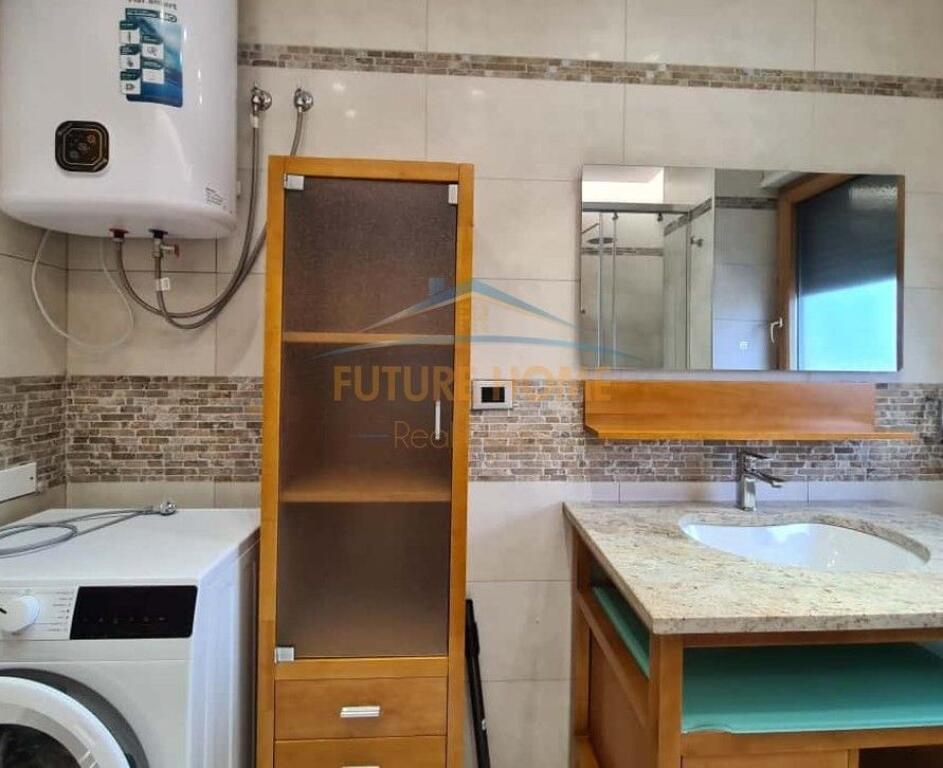 Affitto, Appartamento 2+1+POSTO AUTO presso il Liceo Artistico..