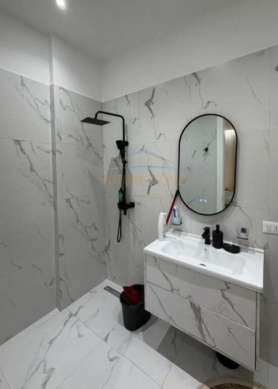 Shitet, Apartament 2+1+2+POST PARKIMI "Kompleksi Delijorgji ", Tiranë