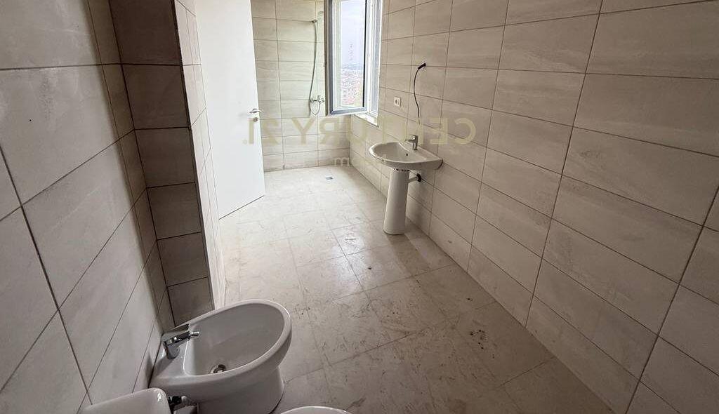Vendiamo Appartamento 2+1+2 Scuola Unita