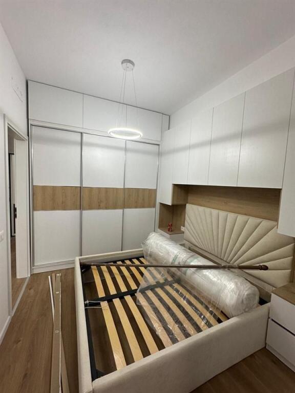 APARTAMENT ME QERA 1+1 ALI DEMI 42.000 LEKE