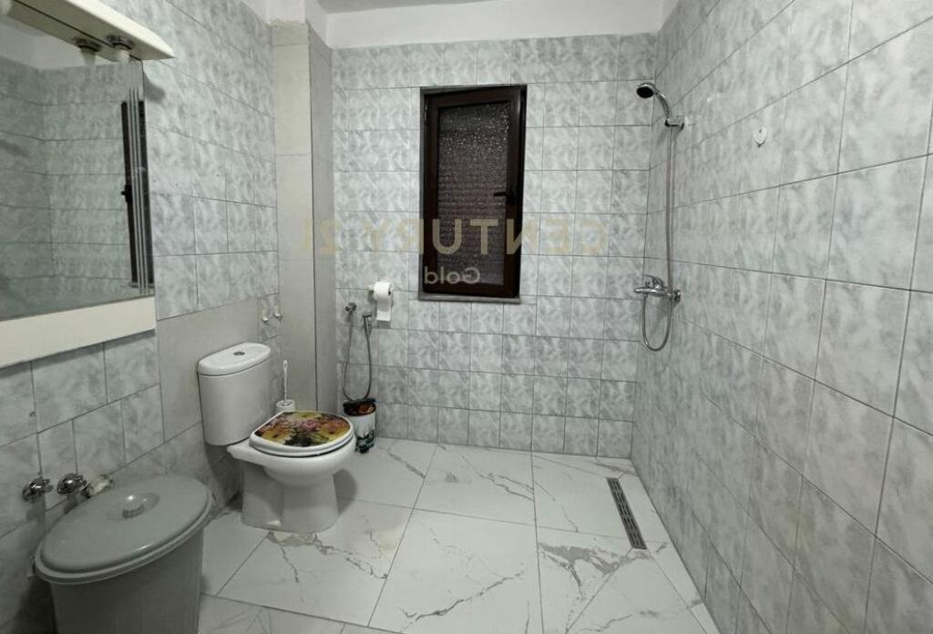 2+1 apartment for rent in the Lapraka area.