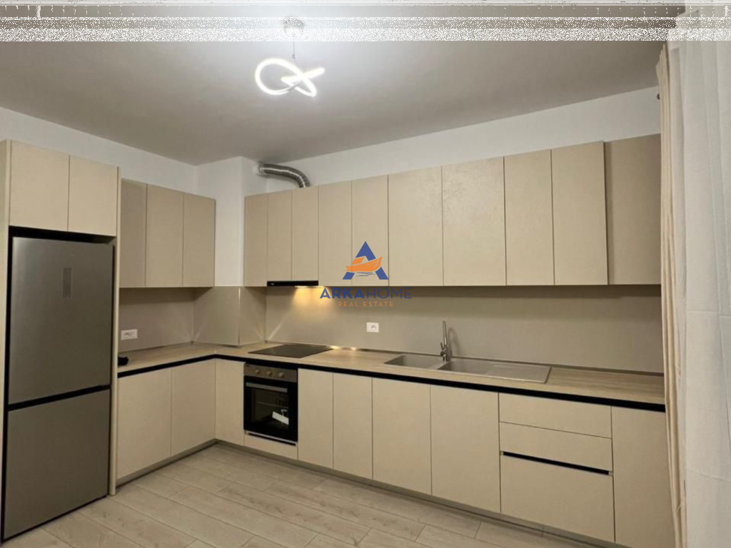 AFFITTASI APPARTAMENTO 2+1+BALCONE "EX CAMPO DELL'AVIAZIONE" 60000 LEKE
