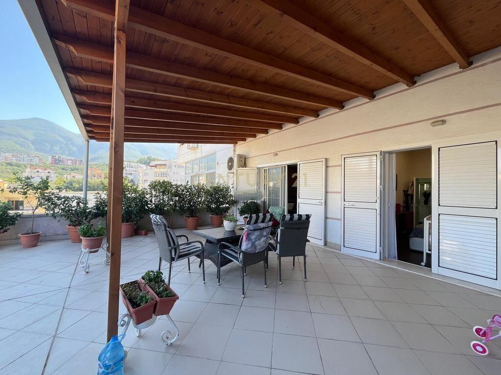 We offer an apartment for sale in Fresk