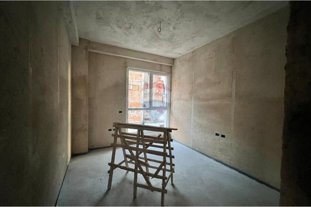 Appartamento - In Vendita - Via Ali Demi, Tirana(ID: 530181090-88)