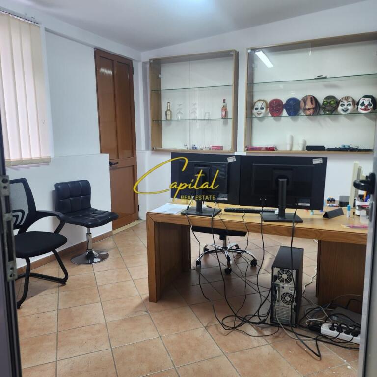 BUSINESS PREMISES FOR RENT 120 M2 FORMER PARK 80,000 LEKE