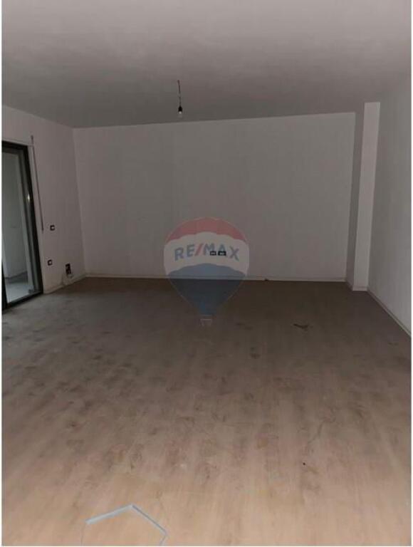 Appartamento - In Vendita - Via Jordan Misja, Tirana(ID: 530291010-677)