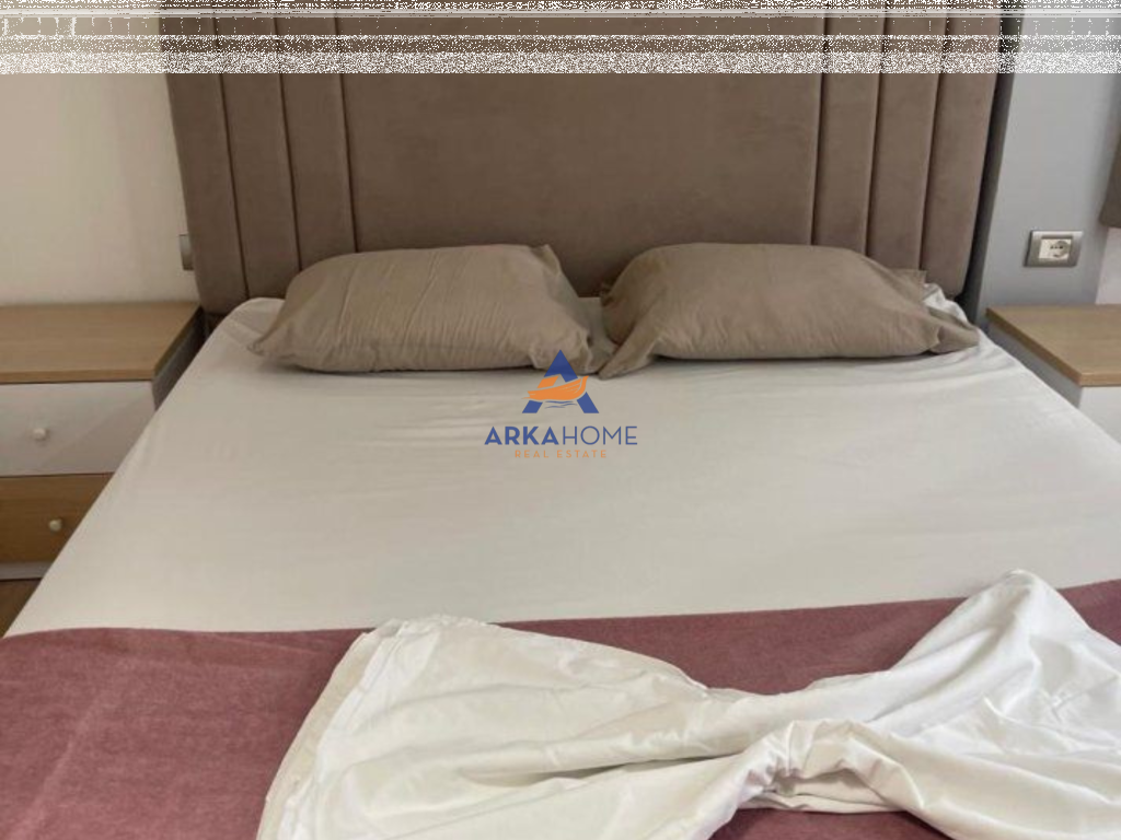 JEPET ME QERA APARTAMENT 1+1+BALLKONE "TE KOMUNA E PARISIT" 600 EURO